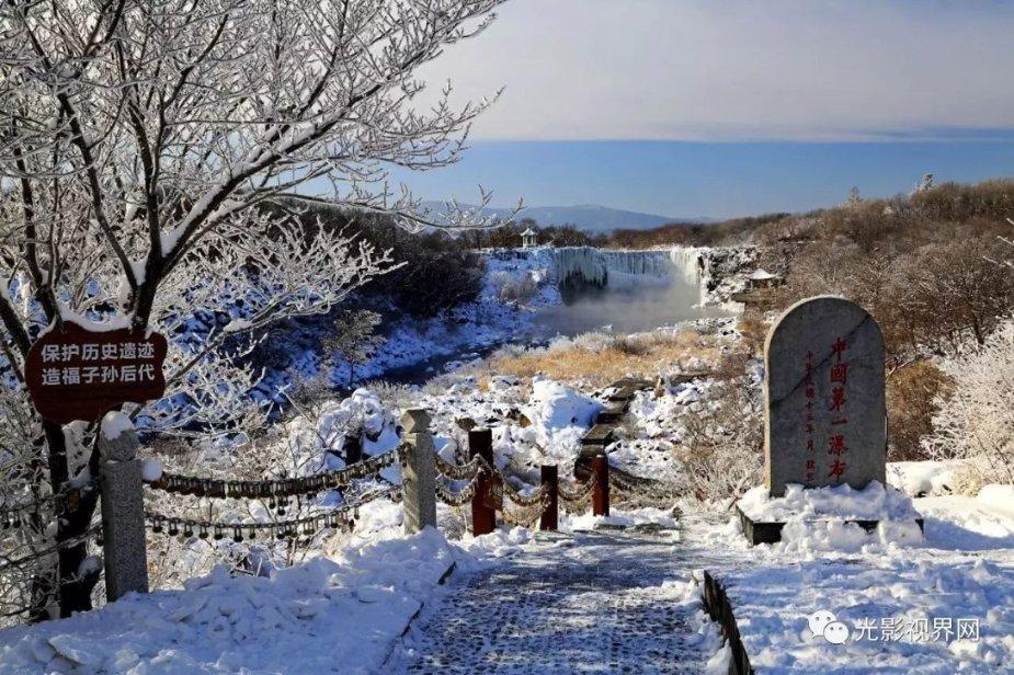 年纪轻轻白了头?别急着染发,这些方法更靠谱